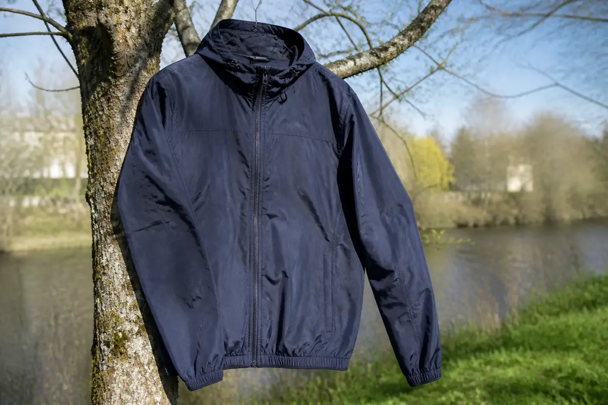 Veste à capuche homme ou femme : Comment choisir la meilleure ?